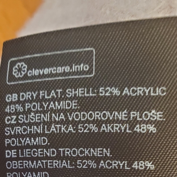 H&M ladies v-neck long sleeve, dropped shoulder, lavender sweater sz XS - Picture 9 of 9